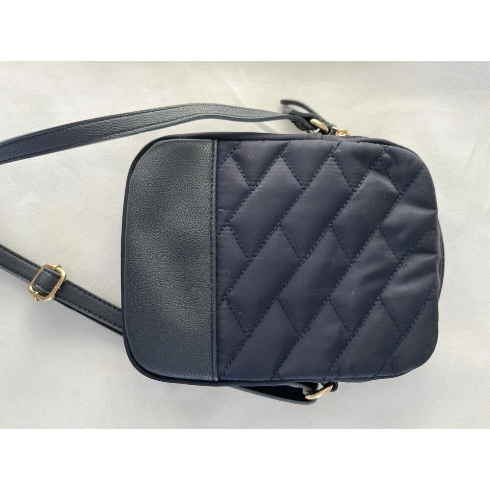 Tommy Hilfiger Womens Mini Crossbody Bag Navy Blue Quilted Travel Essentials